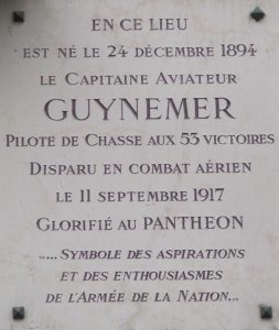89, rue de la Tour à Paris - plaque -