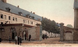 Naissance à la caserne des chasseurs à cheval à Sedan