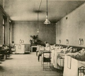 Maternité de l'hôpital de la Charité à Paris - aujourd'hui disparu -