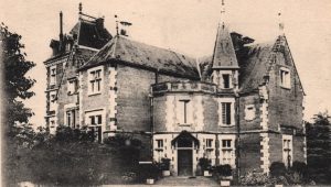 Château du Tertre à Ambrières-les-Vallées