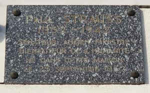 Sa maison natale à Ronchamp - plaque -