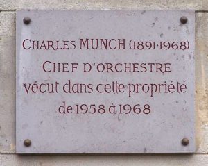 15, place Ernest Dreux à Louveciennes - plaque -