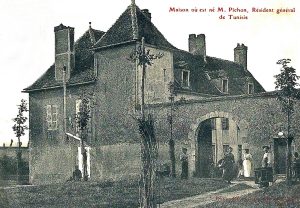 Sa maison natale à Arnay-le-Duc