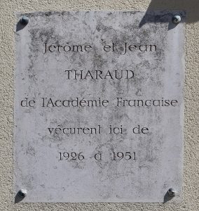 93, rue Royale à Versailles - plaque -