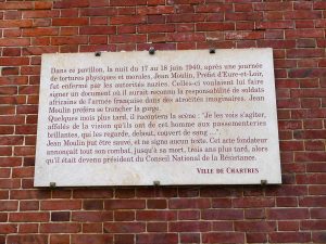 34, rue du Dr Maunoury à Chartres - plaque -