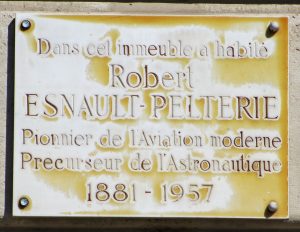 23, rue de Constantine à Paris - plaque -